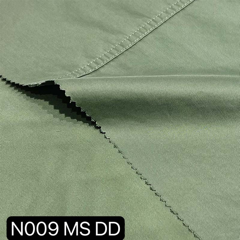 Fashion Style 183g 68% cotton and 32% nylon woven fabric for garment