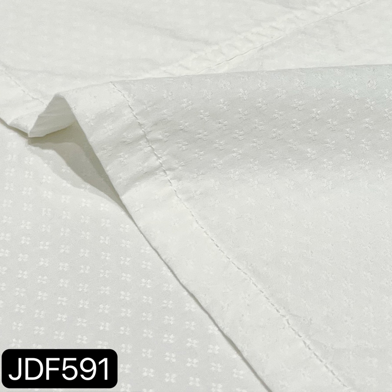 Sustainable  119g 100% cotton woven fabric for garment